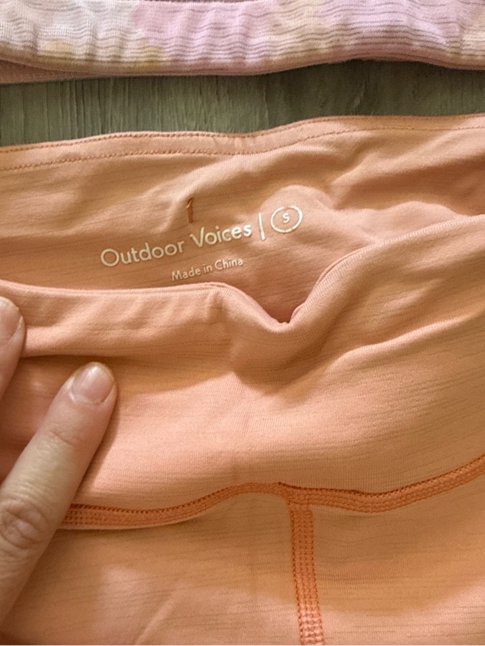Outdoor Voices Set: Peach Leggings with pink and peach crop tank (built in bra) - Picture 5 of 8